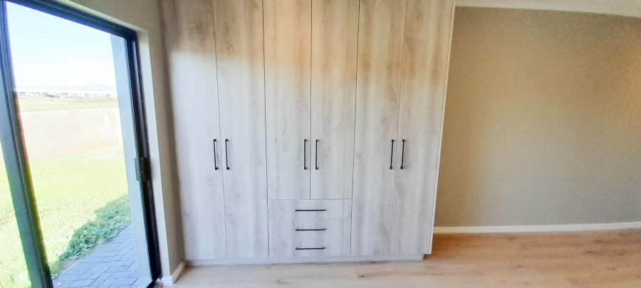 2 Bedroom Property for Sale in Silwood Heights Western Cape